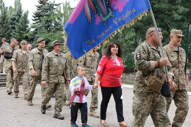 Красногоровка отметила пятую годовщину освобождения города от наемников РФ 03