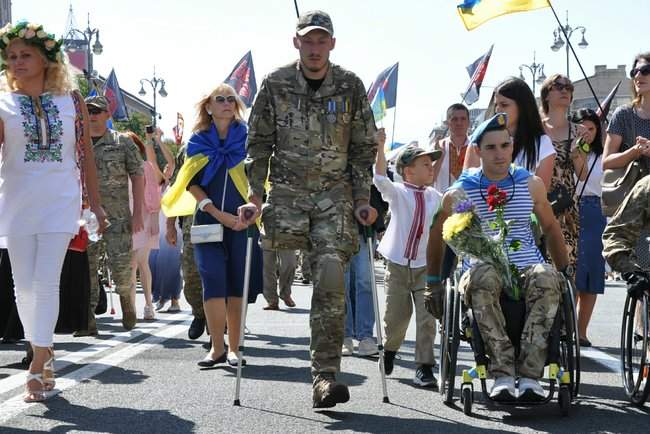 Марш защитников Украины в Киеве завершился 20