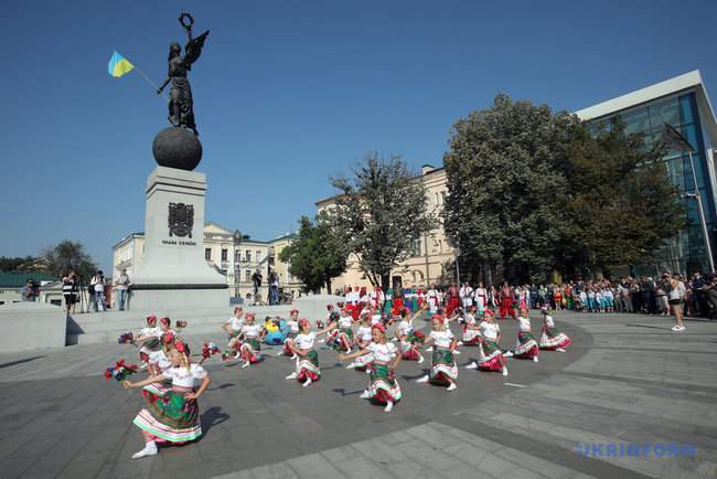 На День Независимости в Харькове прозвучали Сто колоколов в память о Небесной сотне 02