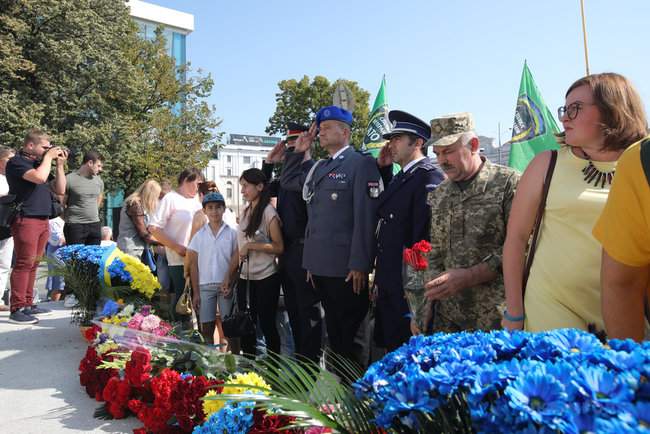 На День Независимости в Харькове прозвучали Сто колоколов в память о Небесной сотне 03