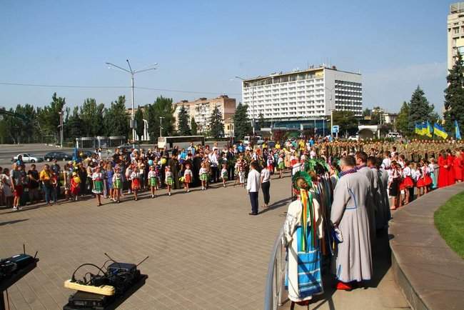Более тысячи человек вышли на Марш Свободы в Запорожье 56