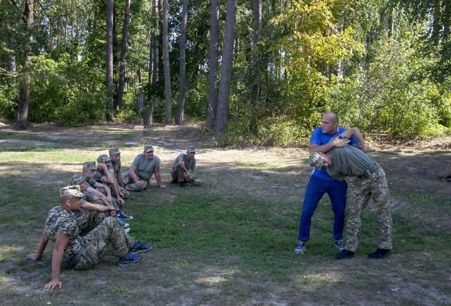 На Черкасщине прошли сборы пограничников оперативного резерва первой очереди 02