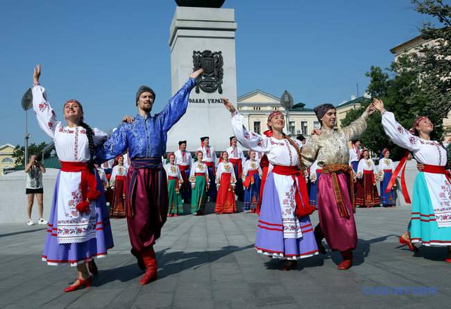 На День Независимости в Харькове прозвучали Сто колоколов в память о Небесной сотне 09