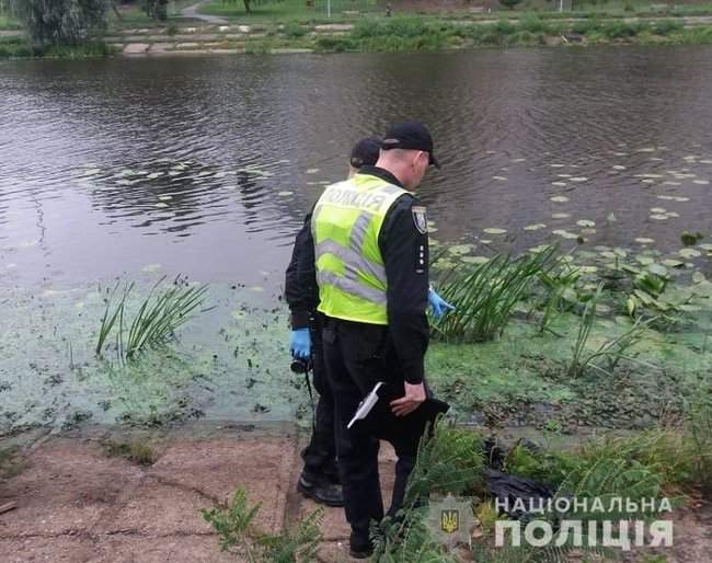 В Русановском канале в Киеве нашли расчлененное тело женщины. Подозреваемый в убийстве задержан, - полиция 01