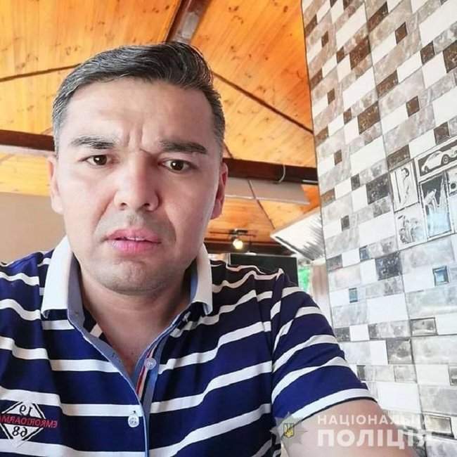 Полиция разыскивает водителя Мерседеса, сбившего насмерть женщину на Академгородке в Киеве 01