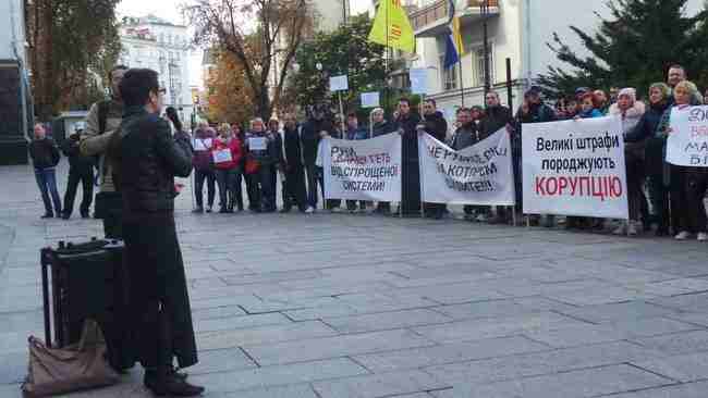 Руки геть від спрощенної системи! - активисты пикетируют Офис президента 03