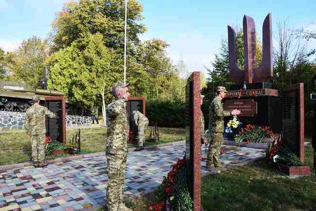 Воины 30-й ОМБр после 8 месяцев выполнения задач в зоне ООС вернулись на ротацию в Новоград-Волынский 13
