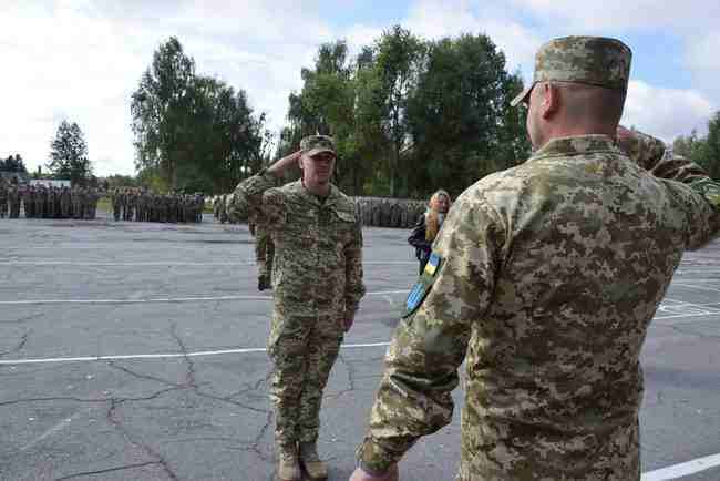 Воины 30-й ОМБр после 8 месяцев выполнения задач в зоне ООС вернулись на ротацию в Новоград-Волынский 24