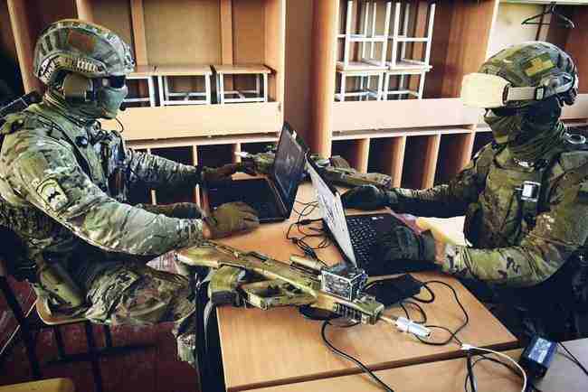 Команда 3-го полка спецназа сразится в виртуальном бою на турнире геймеров 03