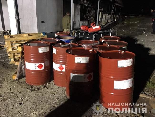 Пожар на предприятии в результате взрыва газовоздушной смеси ликвидирован на Ривненщине, - Нацполиция 03