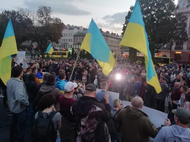 Ні капітуляції! Тільки перемога!, - акции протеста снова прошли в разных городах Украины 08