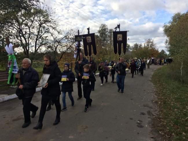 Погибшего на Донбассе бойца 14-й ОМБр Юрия Тышика проводили в последний путь на Волыни 06