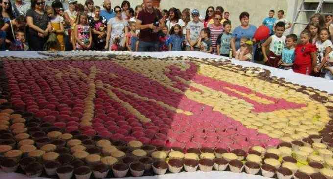 В Кам’янському відбувся смачний фестиваль та встановили рекорд
