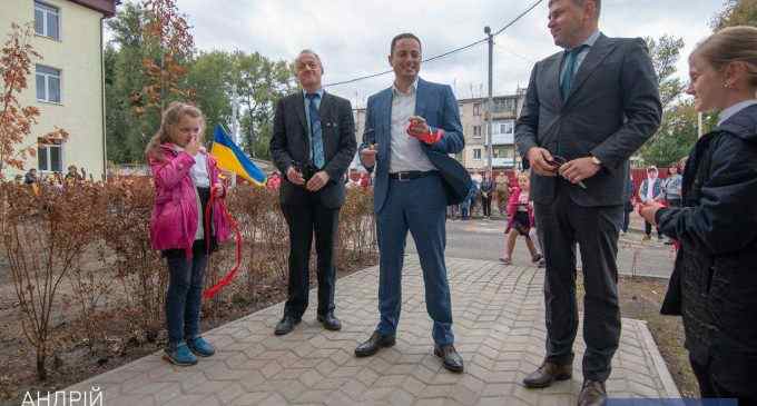 У Кам’янському відкрили багатоквартирний будинок для переселенців