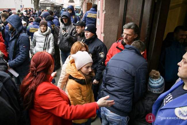 Одесситы пикетировали цирк, требуя отказаться от использования животных 02