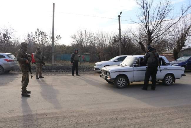 В Золотом продолжается зеркальное разведения сил: Нацполиция и Нацгвардия несут службу в усиленном режиме, - пресс-центр ООС 05