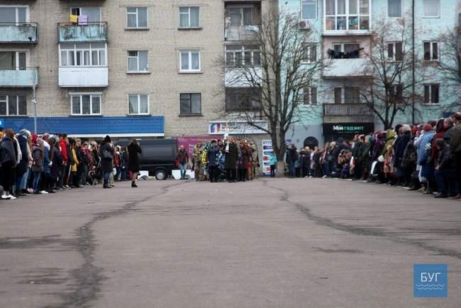 С воином 14-й ОМБр Юрием Хомиком, погибшим в зоне ООС, простились во Владимире-Волынском 02