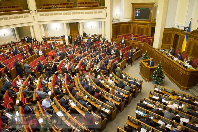 Продление закона об особом статусе Донбасса, Краткая история человечества в руках Шаповалова и торговля пшеницей Бойко по 4000, - работа ВР 12 декабря 01