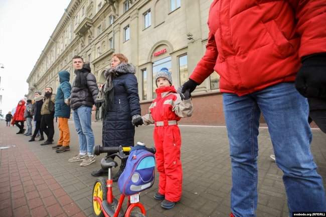 Мирно мы не договоримся, - в центре Минска протестуют против интеграции с Россией 01