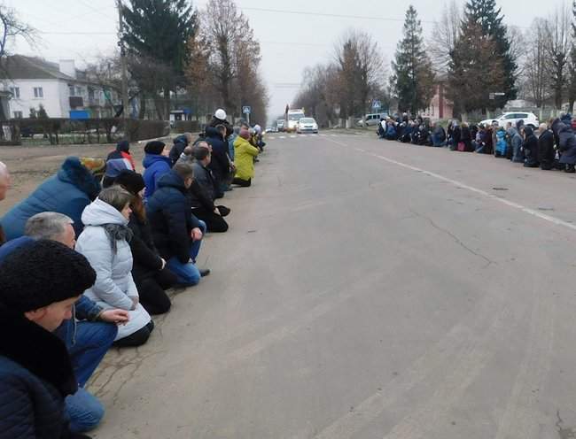 Погибшего на Донбассе воина Капустяна проводили в последний путь на Ривненщине 03