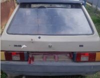 На Днепропетровщине мужчина угнал автомобиль, не смог его продать и оставил на улице, – ФОТО