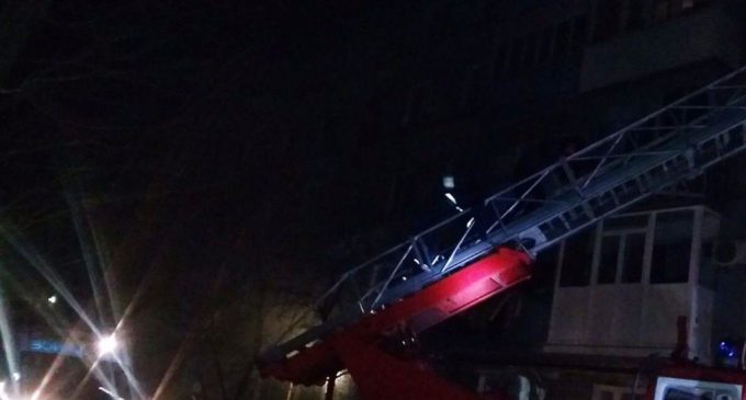 На Днепропетровщине чрезвычайники во время пожара спасли трех человек, – ФОТО