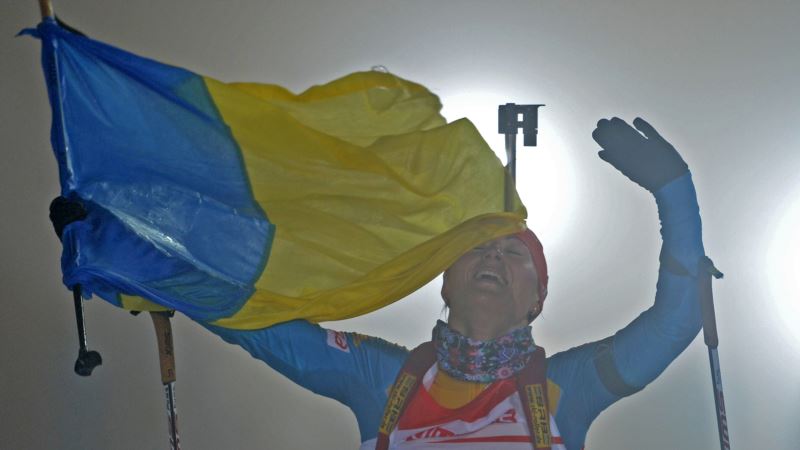 Біатлон: у жіночій естафеті в Обергофі українки фінішували шостими