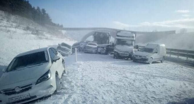 Пятеро украинцев пострадали в масштабном ДТП на горной дороге в Словакии, – СМИ