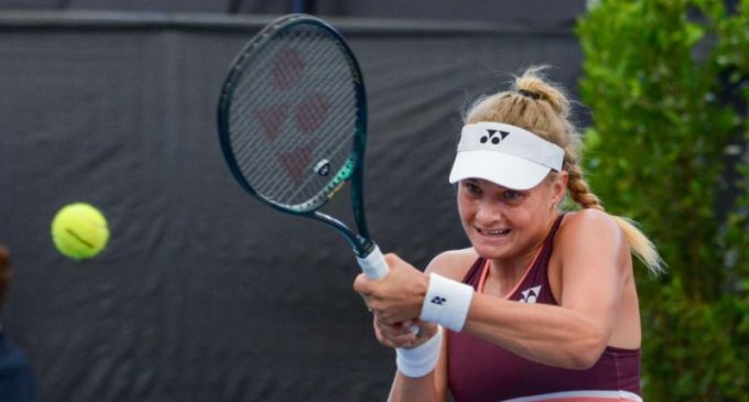 Теніс: Ястремська поступилася в фіналі турніру в Аделаїді, Кіченок перемогла в Хобарті