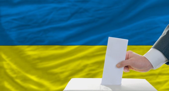Зеленский подписал новый Избирательный кодекс Украины