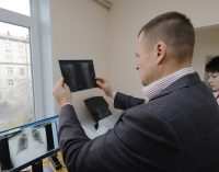 Пока государство недофинансирует медицинскую отрасль, город подставляет больницам плечо
