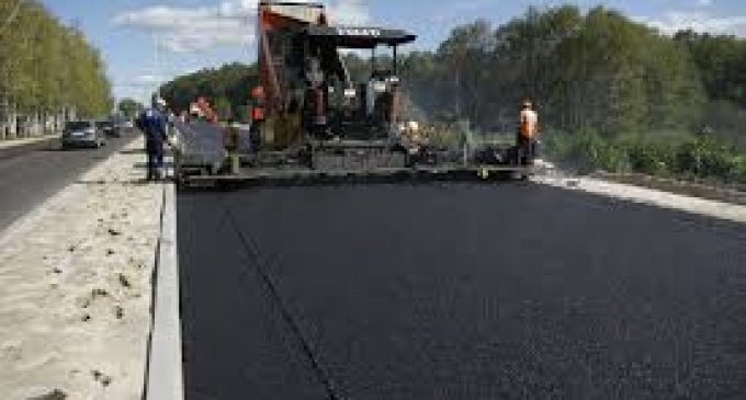 В Украине на ремонт дорог выделили 31,5 млрд грн