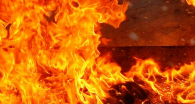 Под Днепром горело общежитие: спасли 10 человек, – ФОТО