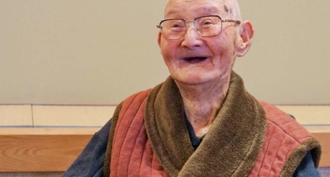 В Японии умер старейший мужчина на планете, ему было 112 лет