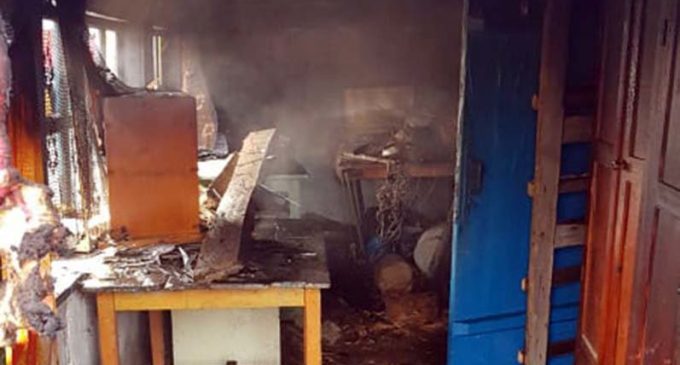 В Днепропетровской области горел жилой дом: на пожаре погиб мужчина, – ФОТО