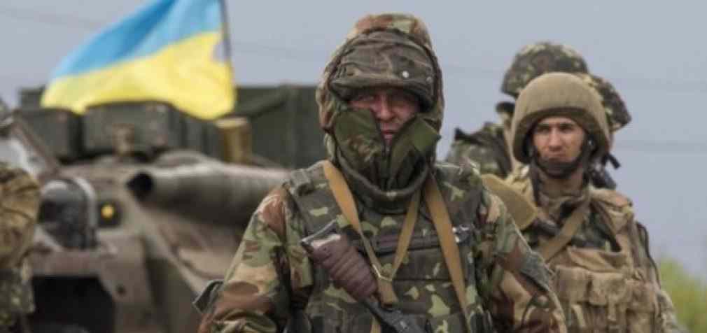 В Украине требуют отсрочку от военной службы для отцов детей возрастом до трех лет