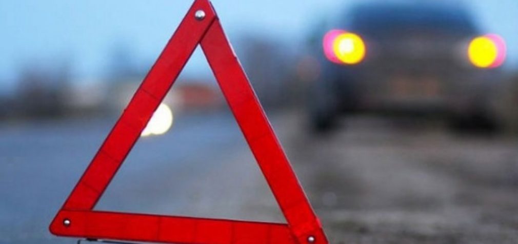 На Полтавщине пьяный водитель джипа протаранил маршрутку: есть жертвы