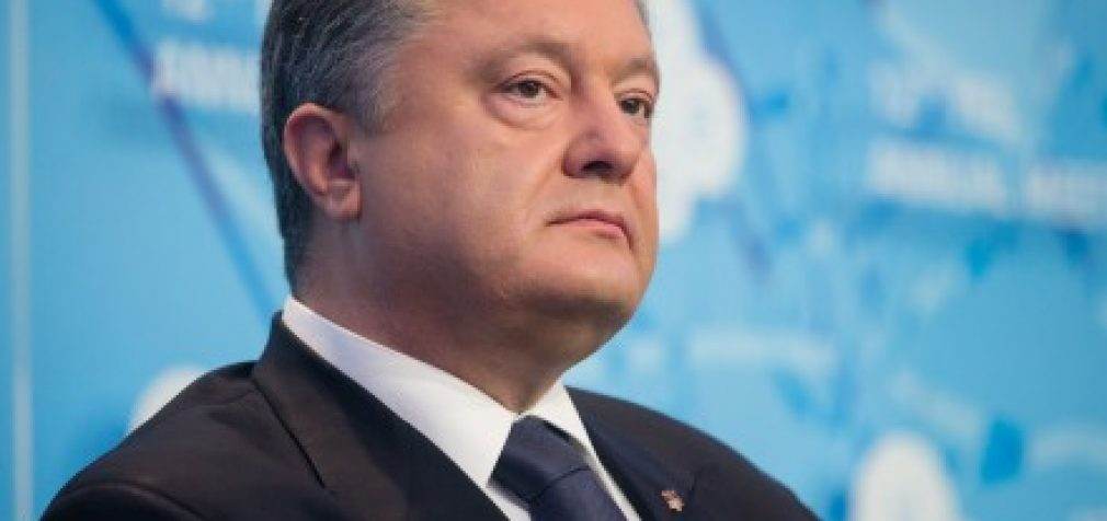 Порошенко срочно вернулся в Украину из Испании, – СМИ