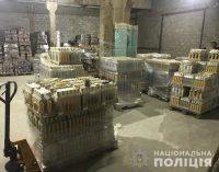 В Днепре полицейские изъяли 8 тысяч бутылок водки, – ФОТО