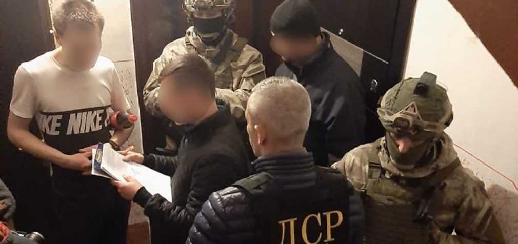 В Украине «накрыли» крупную банду телефонных мошенников