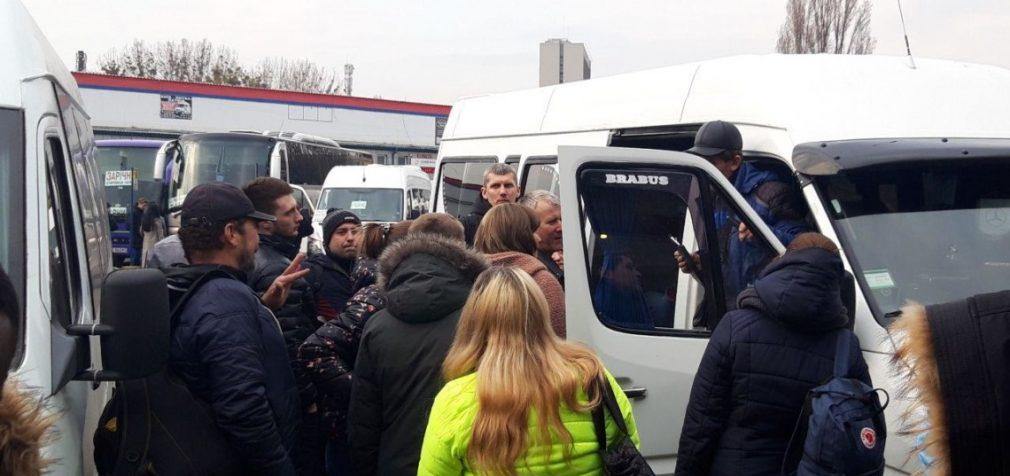 В Харькове и Днепре ищут сбежавших от самоизоляции и обследования