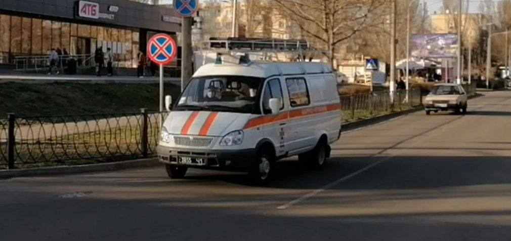 В Днепре автомобили с громкоговорителями сообщают горожанам о том, как вести себя во время карантина