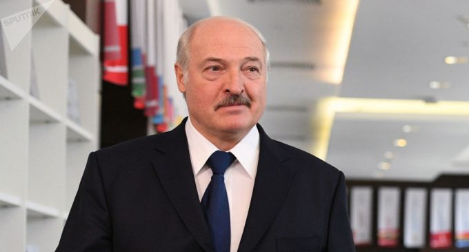 Лукашенко решил не объявлять в Беларуси карантин из-за коронавируса