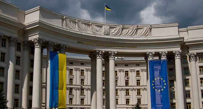 Посольства Украины на особом режиме: дипломат заболел COVID-19