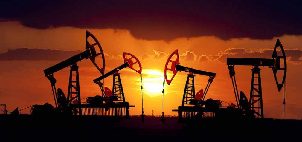 Цены на нефть после падения подскочили до 6 процентов