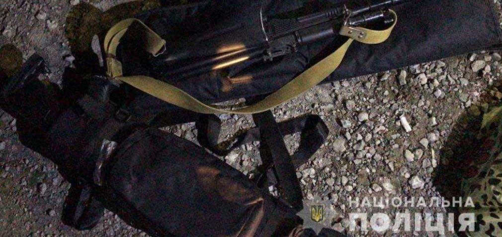 Под Днепром вооруженные мужчины угрожали посетителям игорного заведения, – ФОТО