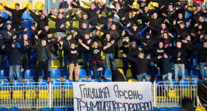 У Білорусі фанати відмовилися ходити на футбол, бо не вірять офіційній статистиці щодо COVID-19