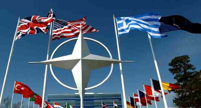 В НАТО приняли новый пакет поддержки Украины и призвали к миру