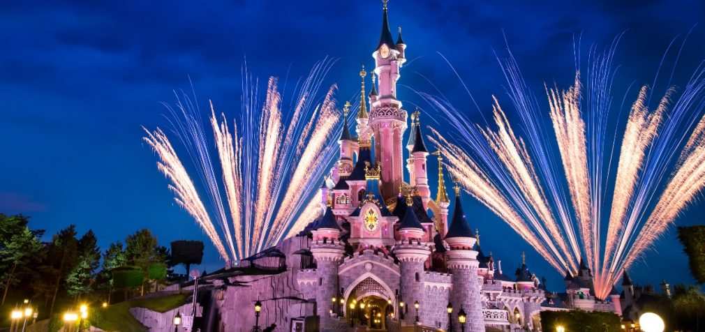 Парки Disneyland во всём мире не откроют до 2021 года