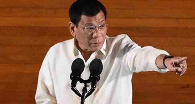 Президент Филиппин призвал силовиков стрелять в нарушителей карантина